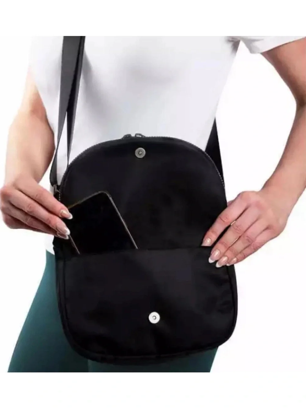 LOLE Adjustable Crossbody Bag Flap Magnetic Closure One Size Purse Bag BLACK
